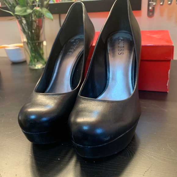 Guess high heels - Picture 3 of 6